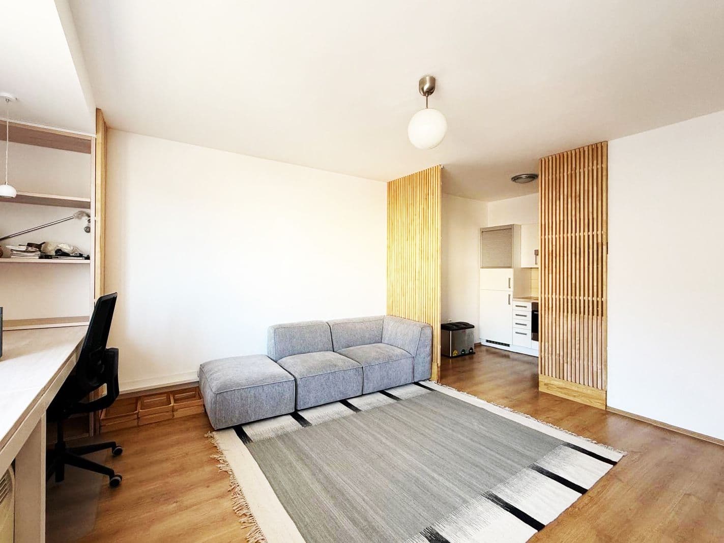 Prenájom bytu 2-izbový 50 m², Mojmírova, Praha, Praha Prenájom bytu 2-izbový 50 m², Mojmírova, Praha, Praha