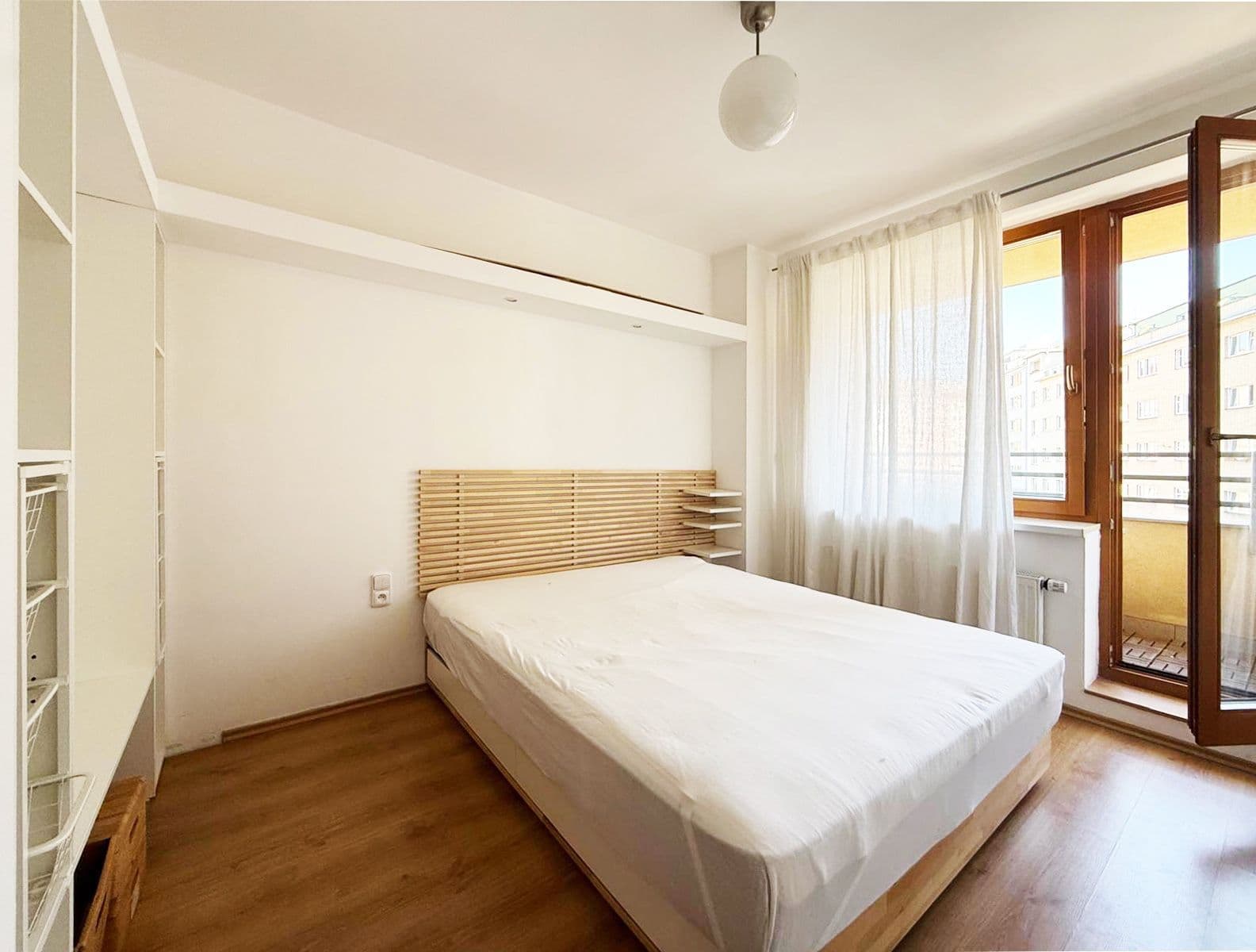 Prenájom bytu 2-izbový 50 m², Mojmírova, Praha, Praha Prenájom bytu 2-izbový 50 m², Mojmírova, Praha, Praha