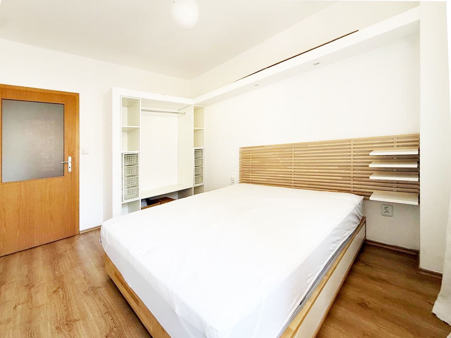 Prenájom bytu 2-izbový 50 m², Mojmírova, Praha, Praha Prenájom bytu 2-izbový 50 m², Mojmírova, Praha, Praha