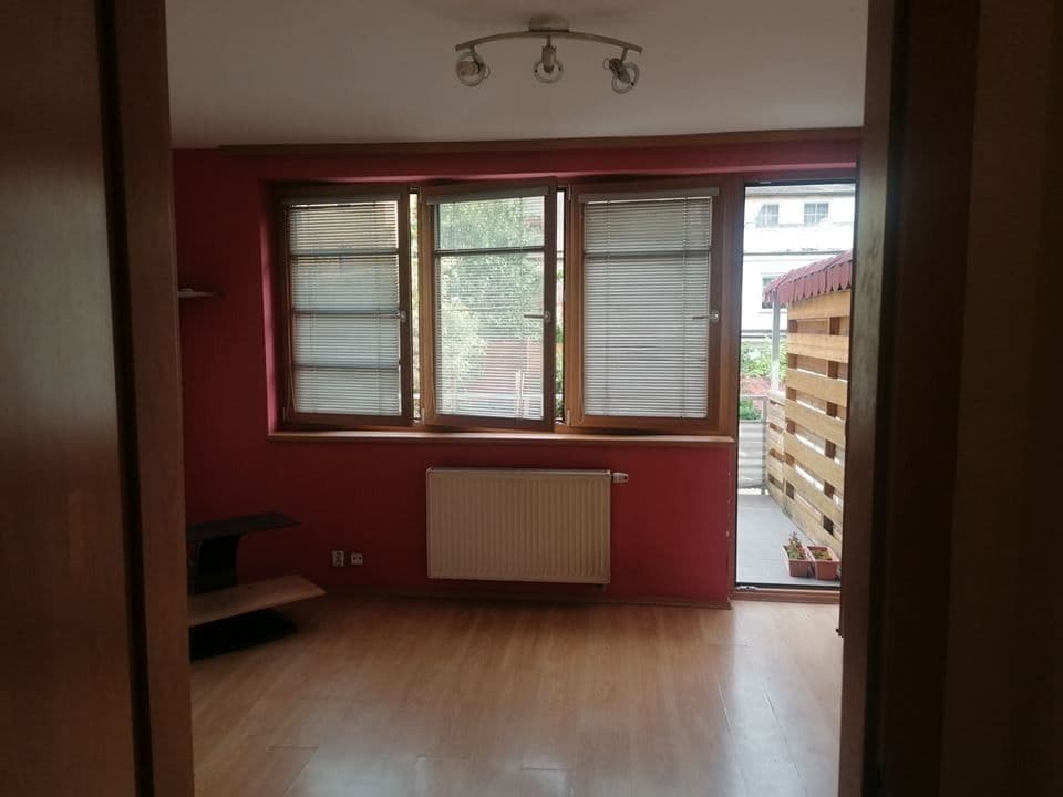 Prenájom bytu 2-izbový 60 m², Gutova, Praha, Praha Prenájom bytu 2-izbový 60 m², Gutova, Praha, Praha