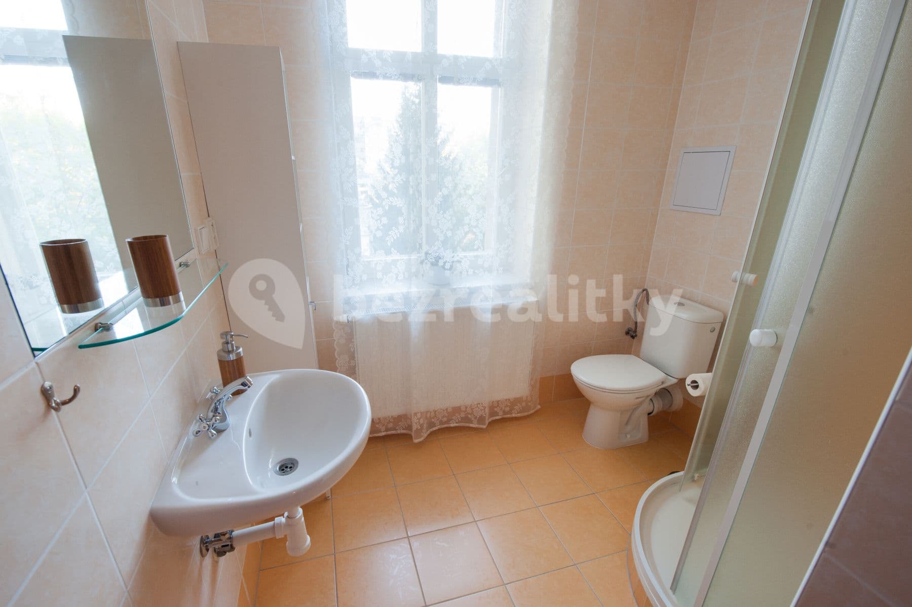 Prenájom bytu 1-izbový 31 m², Kounicova, Brno, Jihomoravský kraj Prenájom bytu 1-izbový 31 m², Kounicova, Brno, Jihomoravský kraj