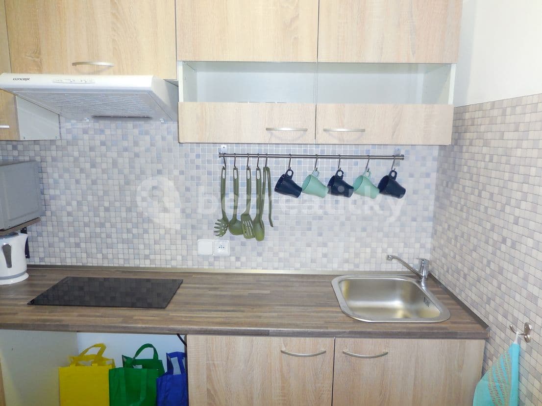 Prenájom bytu 16 m², Českobrodská, Praha, Praha Prenájom bytu 16 m², Českobrodská, Praha, Praha