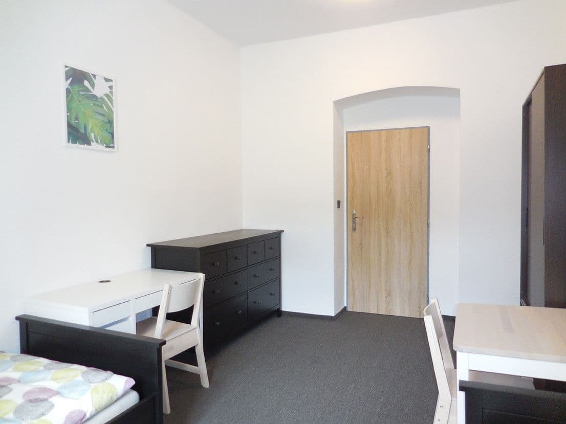Prenájom bytu 16 m², Českobrodská, Praha, Praha Prenájom bytu 16 m², Českobrodská, Praha, Praha