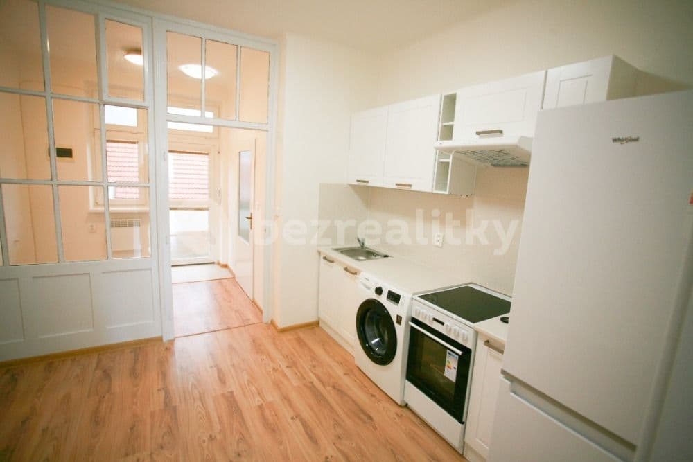 Prenájom bytu 1-izbový 36 m², Renneská třída, Brno, Jihomoravský kraj Prenájom bytu 1-izbový 36 m², Renneská třída, Brno, Jihomoravský kraj