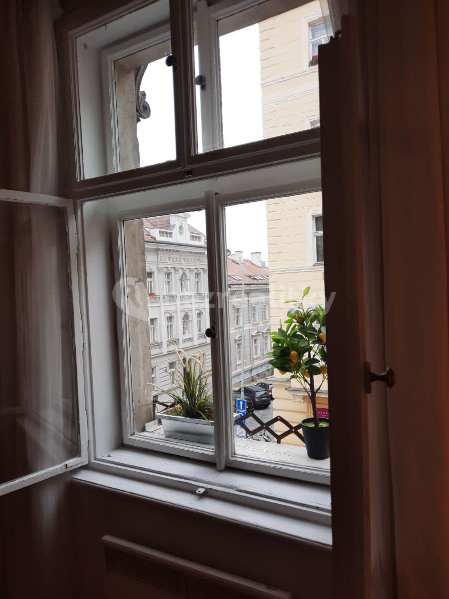 Prenájom bytu 1-izbový 25 m², Krásova, Praha, Praha Prenájom bytu 1-izbový 25 m², Krásova, Praha, Praha
