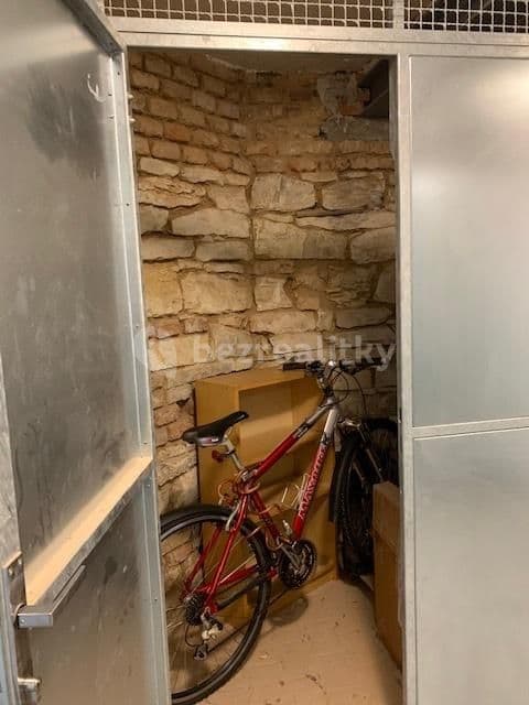 Prenájom bytu 2-izbový 60 m², Čiklova, Praha, Praha Prenájom bytu 2-izbový 60 m², Čiklova, Praha, Praha