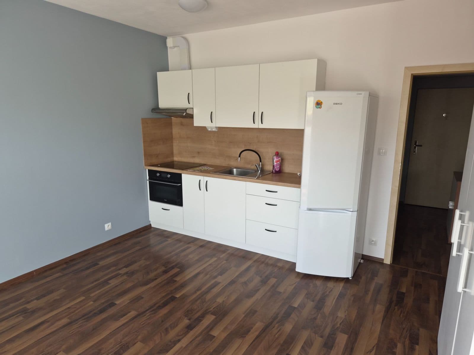 Prenájom bytu 1-izbový 33 m², Kestřanská, Praha, Praha Prenájom bytu 1-izbový 33 m², Kestřanská, Praha, Praha