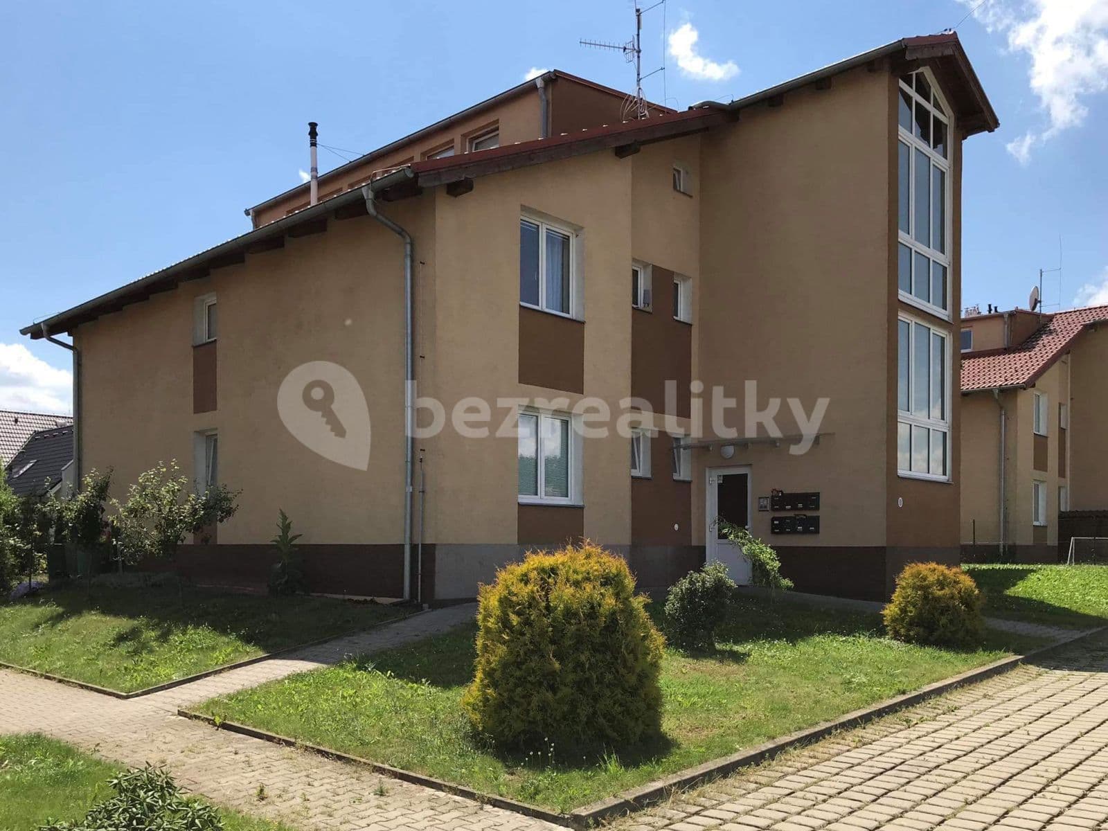 Prenájom bytu 2-izbový 45 m², Unhošťská, Hostivice, Středočeský kraj Prenájom bytu 2-izbový 45 m², Unhošťská, Hostivice, Středočeský kraj