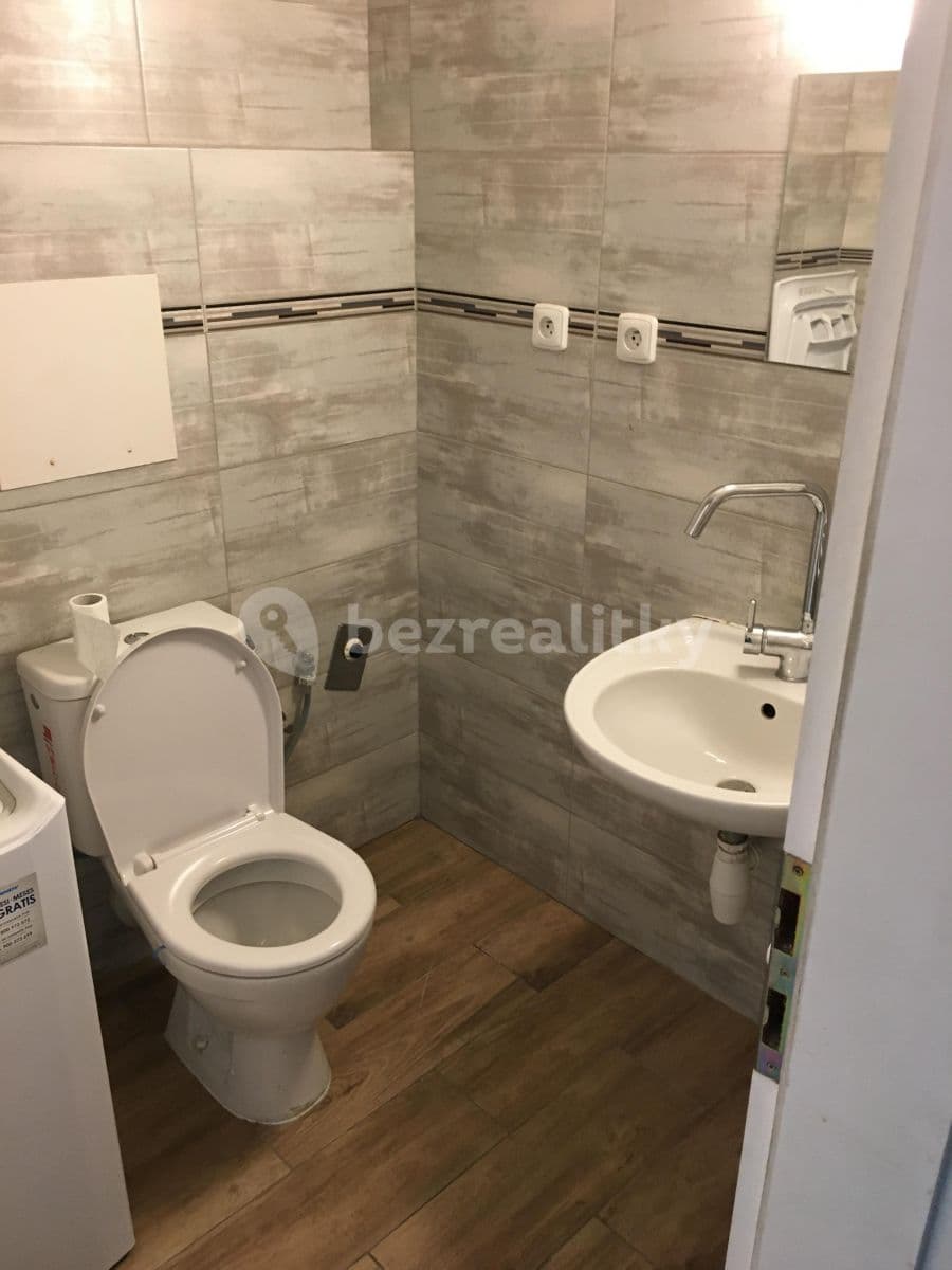 Prenájom bytu Garsoniéra 31 m², Zahradníčkova, Praha, Praha Prenájom bytu Garsoniéra 31 m², Zahradníčkova, Praha, Praha