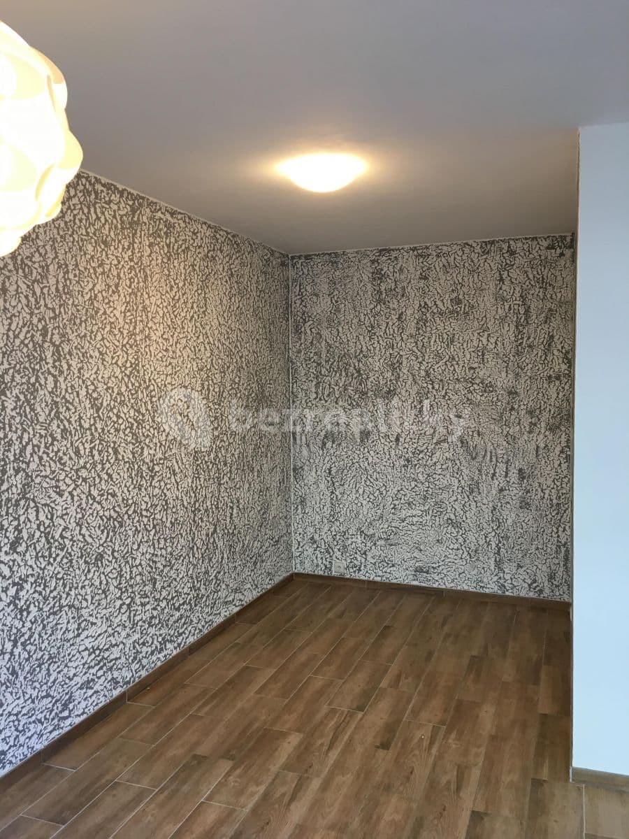 Prenájom bytu Garsoniéra 31 m², Zahradníčkova, Praha, Praha Prenájom bytu Garsoniéra 31 m², Zahradníčkova, Praha, Praha