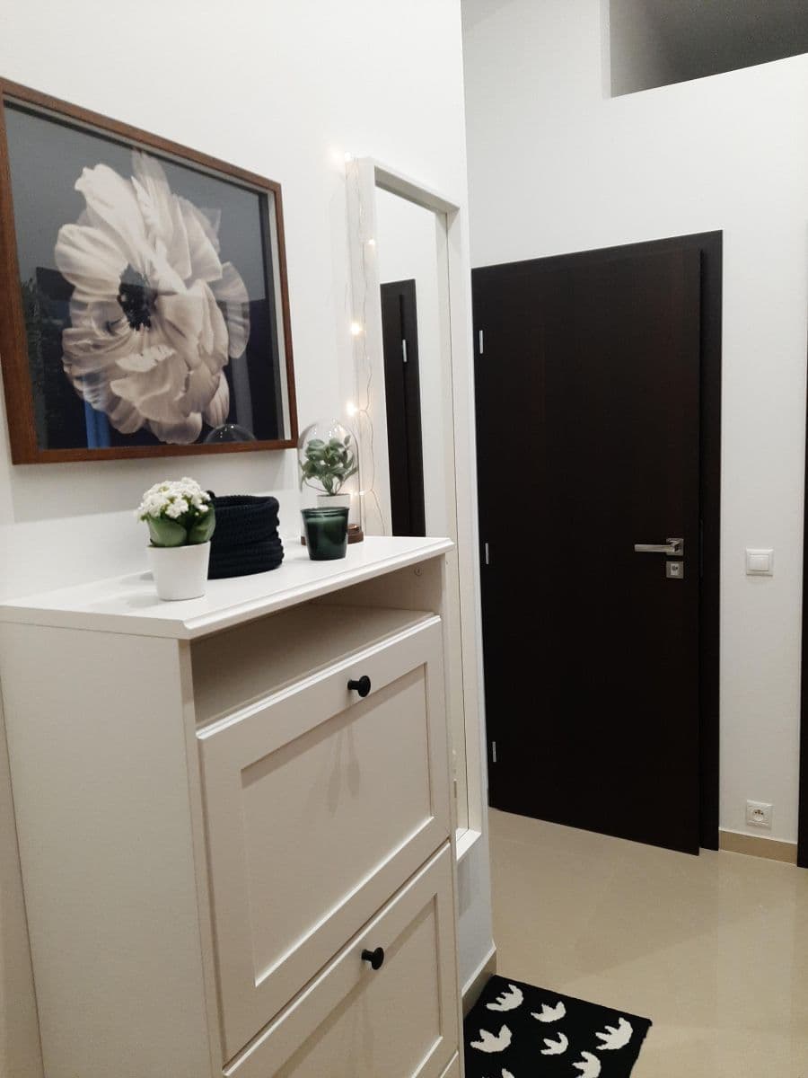 Prenájom bytu 2-izbový 54 m², Nuselská, Praha, Praha Prenájom bytu 2-izbový 54 m², Nuselská, Praha, Praha