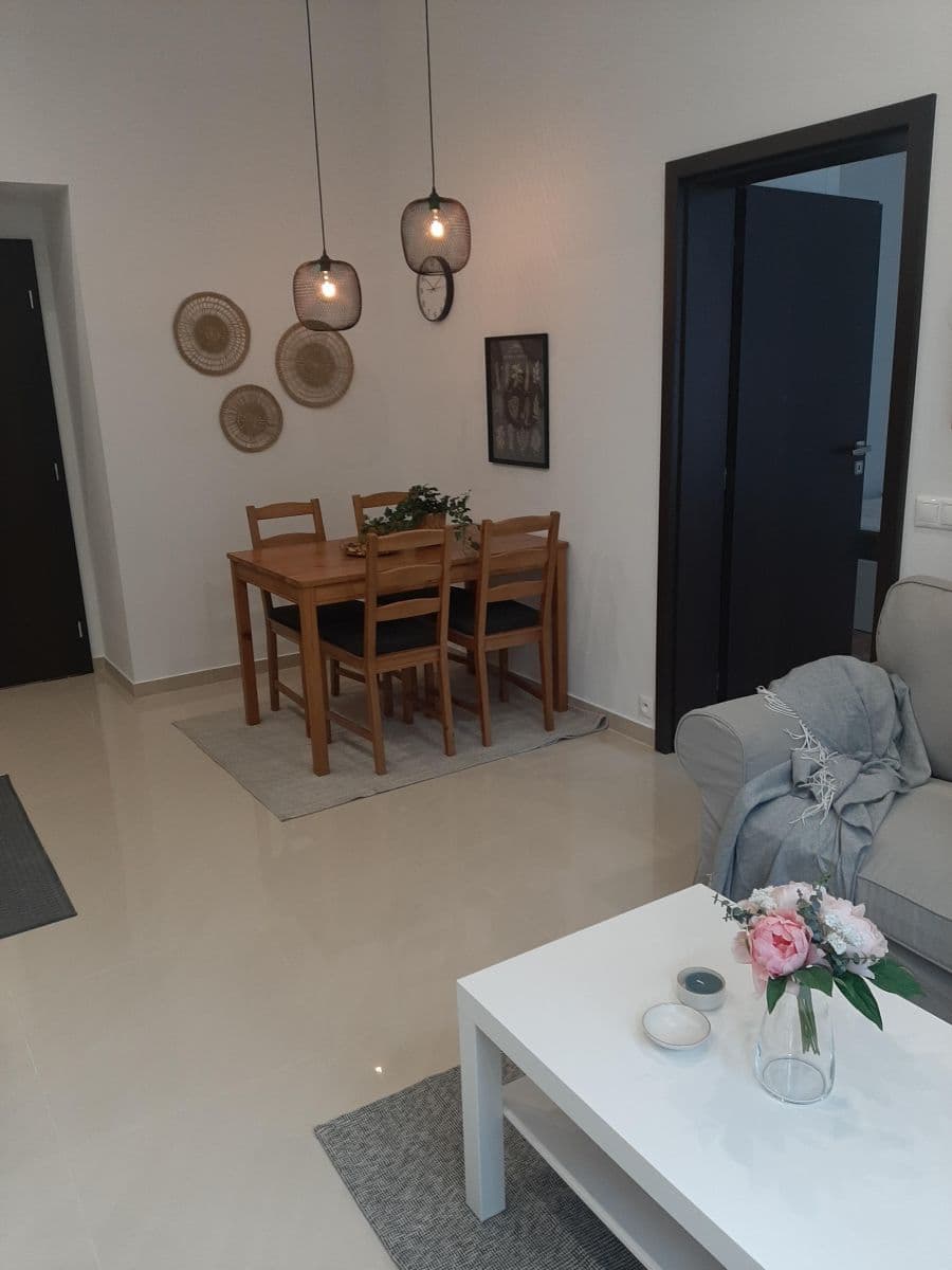 Prenájom bytu 2-izbový 54 m², Nuselská, Praha, Praha Prenájom bytu 2-izbový 54 m², Nuselská, Praha, Praha