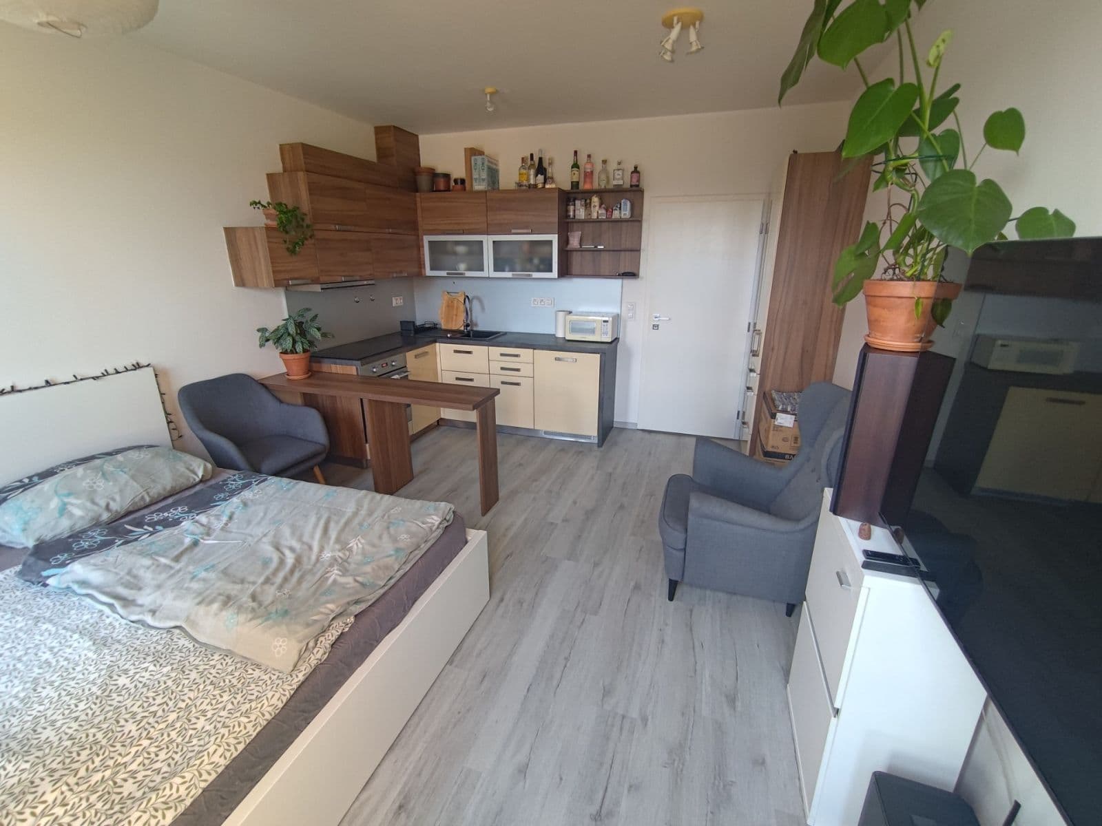 Prenájom bytu 1-izbový 26 m², Mezitraťová, Praha, Praha Prenájom bytu 1-izbový 26 m², Mezitraťová, Praha, Praha