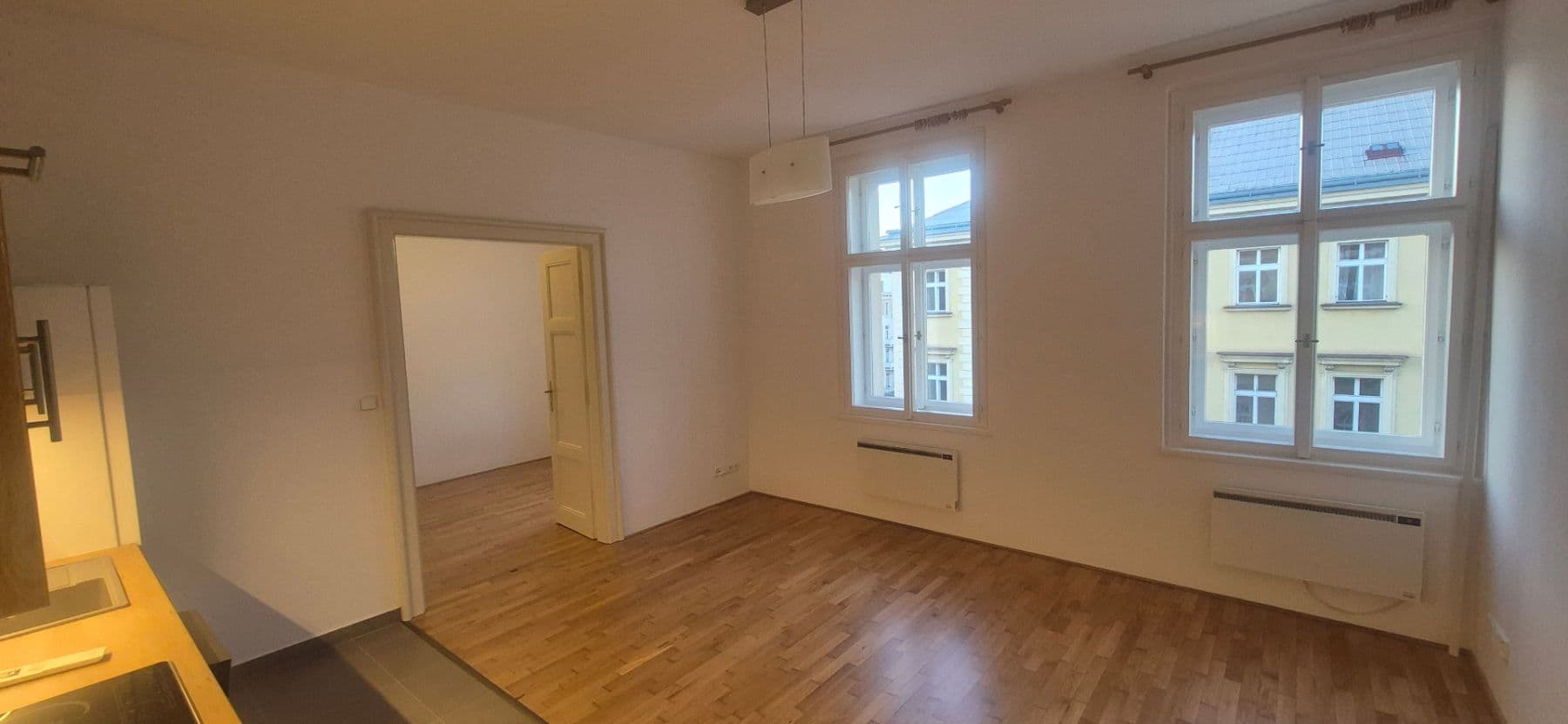 Prenájom bytu 2-izbový 45 m², Rumunská, Praha, Praha Prenájom bytu 2-izbový 45 m², Rumunská, Praha, Praha