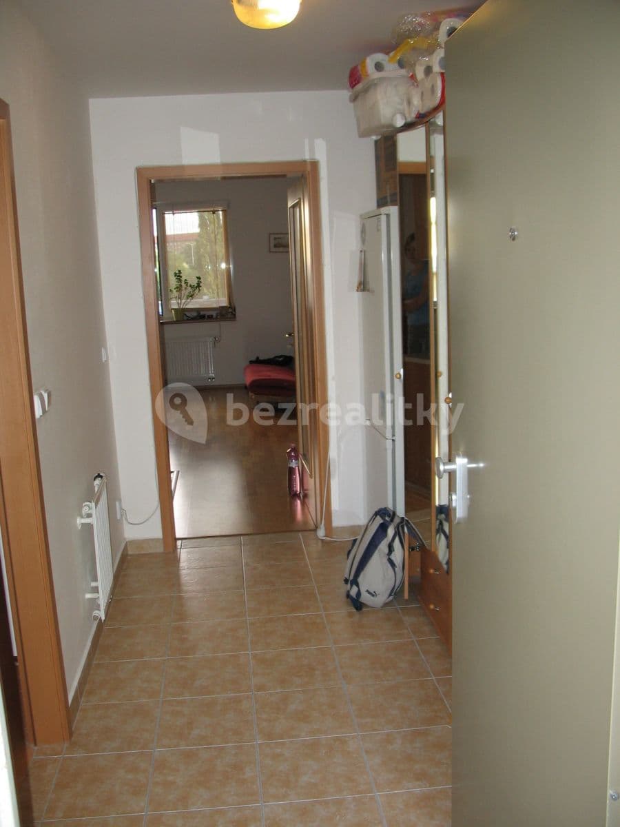 Prenájom bytu 1-izbový 40 m², Jemnická, Praha, Praha Prenájom bytu 1-izbový 40 m², Jemnická, Praha, Praha