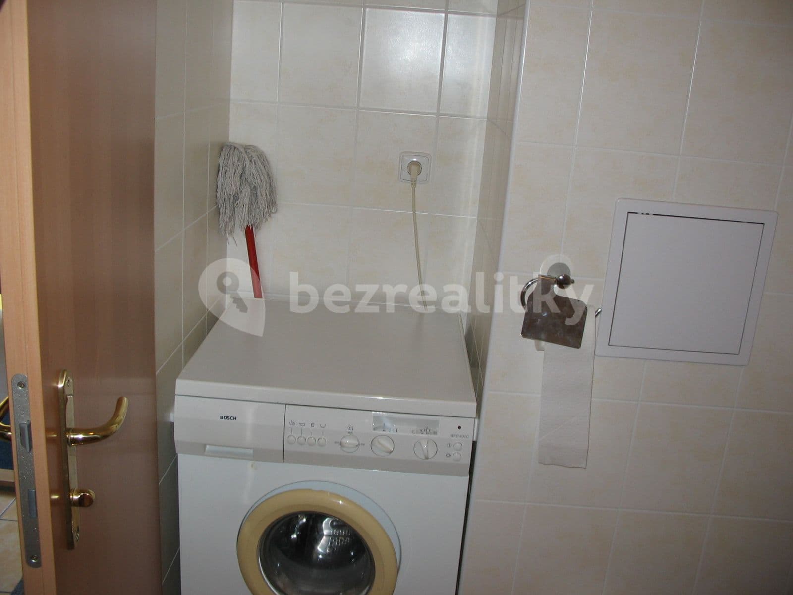 Prenájom bytu 1-izbový 40 m², Jemnická, Praha, Praha Prenájom bytu 1-izbový 40 m², Jemnická, Praha, Praha