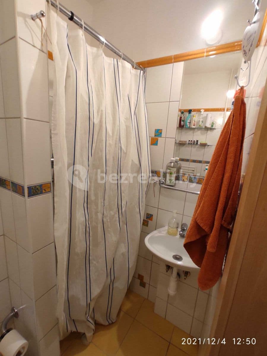 Prenájom bytu 1-izbový 32 m², Halasovo náměstí, Brno, Jihomoravský kraj Prenájom bytu 1-izbový 32 m², Halasovo náměstí, Brno, Jihomoravský kraj