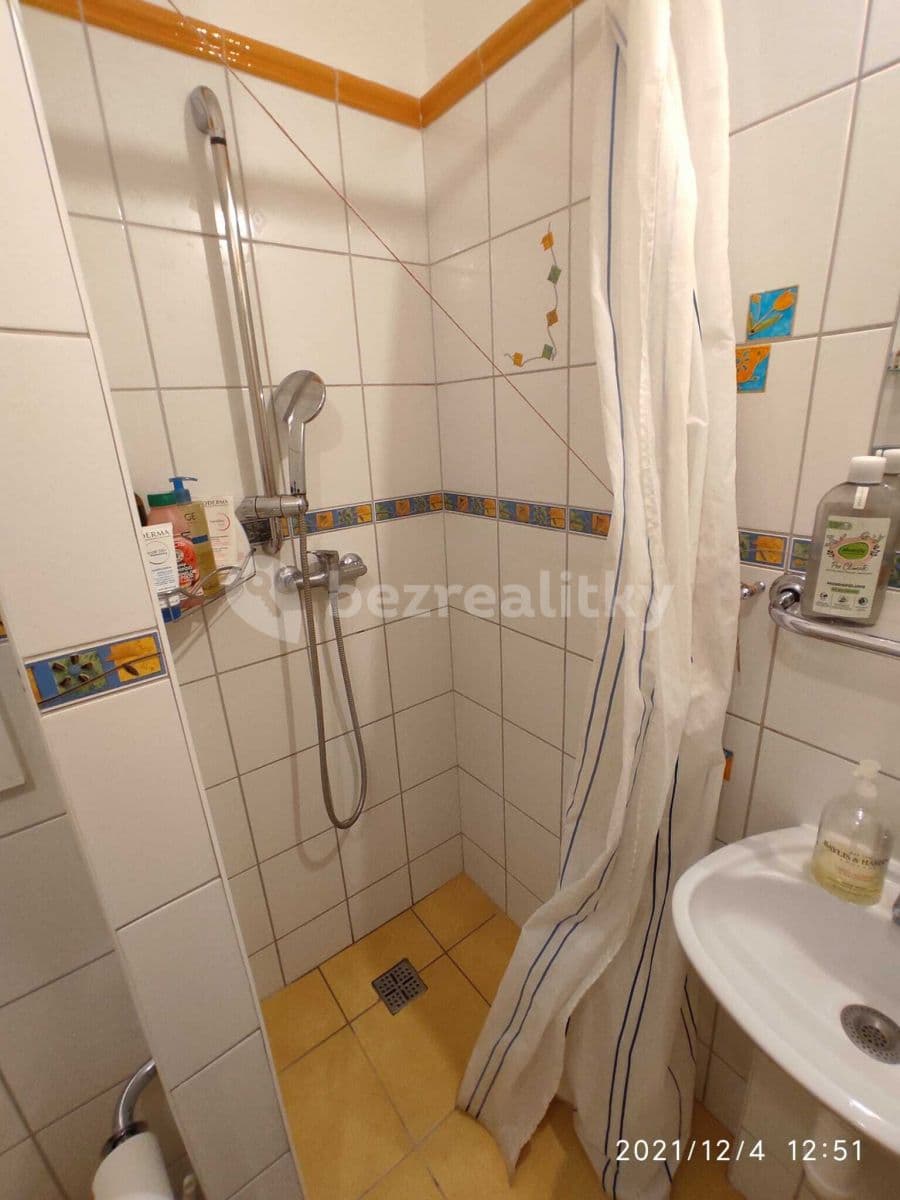 Prenájom bytu 1-izbový 32 m², Halasovo náměstí, Brno, Jihomoravský kraj Prenájom bytu 1-izbový 32 m², Halasovo náměstí, Brno, Jihomoravský kraj