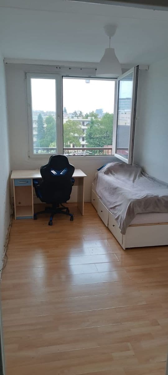 Prenájom bytu 4-izbový 10 m², Na strži, Praha, Praha Prenájom bytu 4-izbový 10 m², Na strži, Praha, Praha