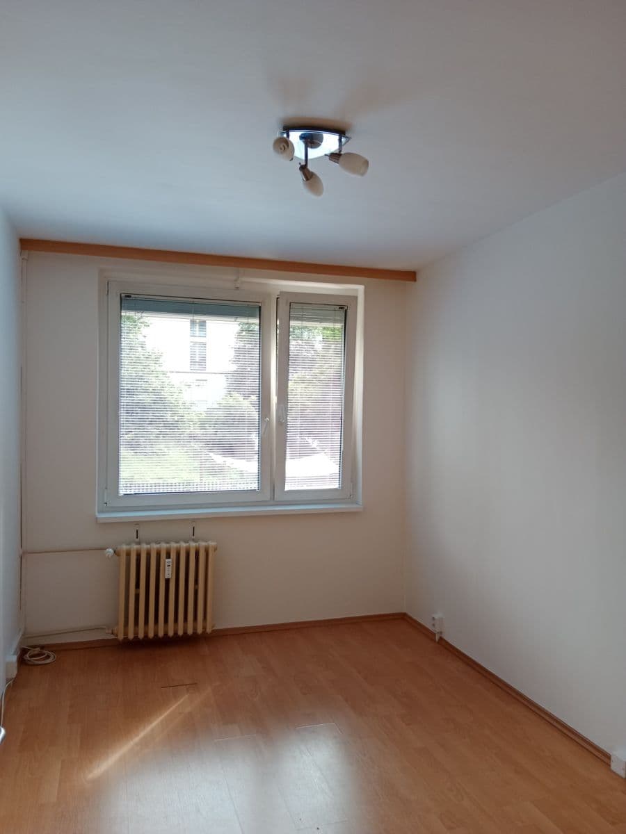 Prenájom bytu 2-izbový 45 m², U Děkanky, Praha, Praha Prenájom bytu 2-izbový 45 m², U Děkanky, Praha, Praha
