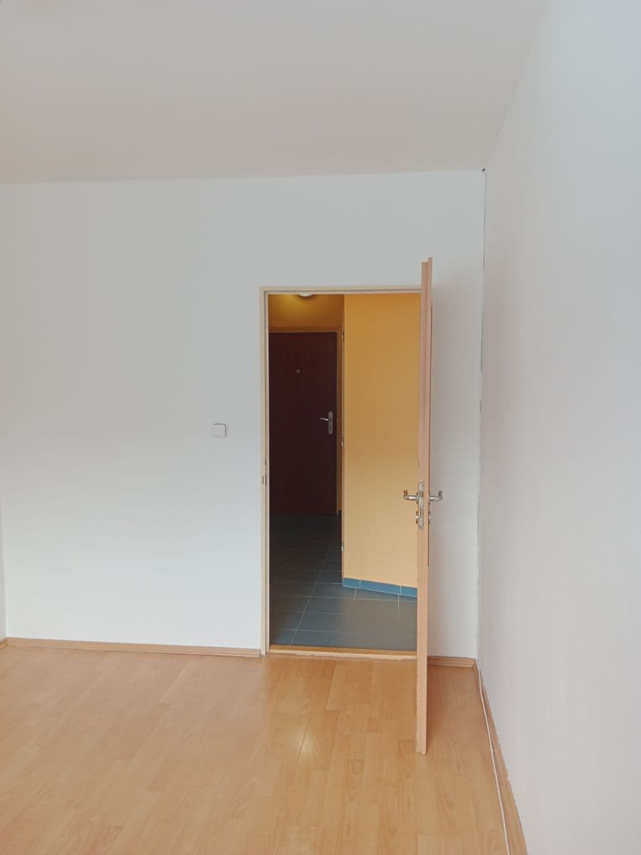 Prenájom bytu 2-izbový 45 m², U Děkanky, Praha, Praha Prenájom bytu 2-izbový 45 m², U Děkanky, Praha, Praha