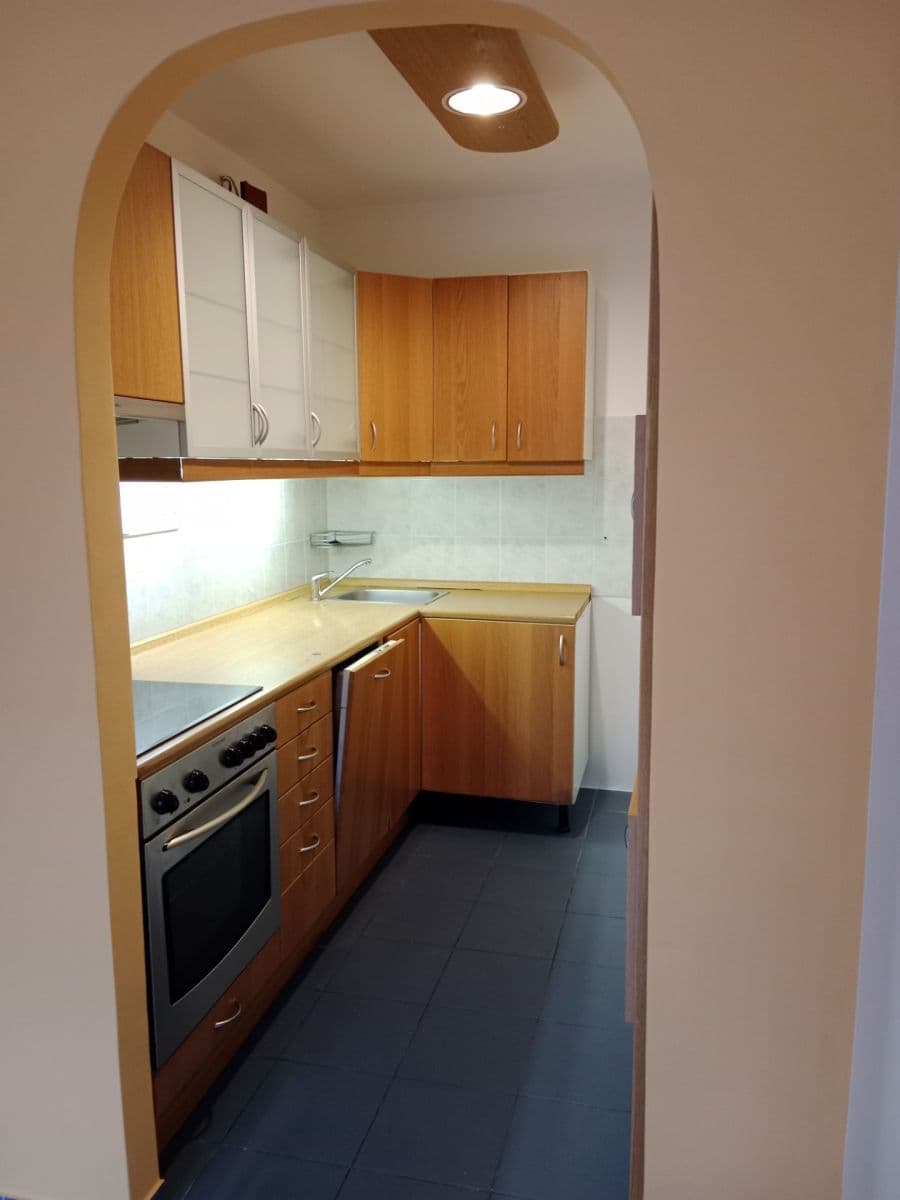 Prenájom bytu 2-izbový 45 m², U Děkanky, Praha, Praha Prenájom bytu 2-izbový 45 m², U Děkanky, Praha, Praha