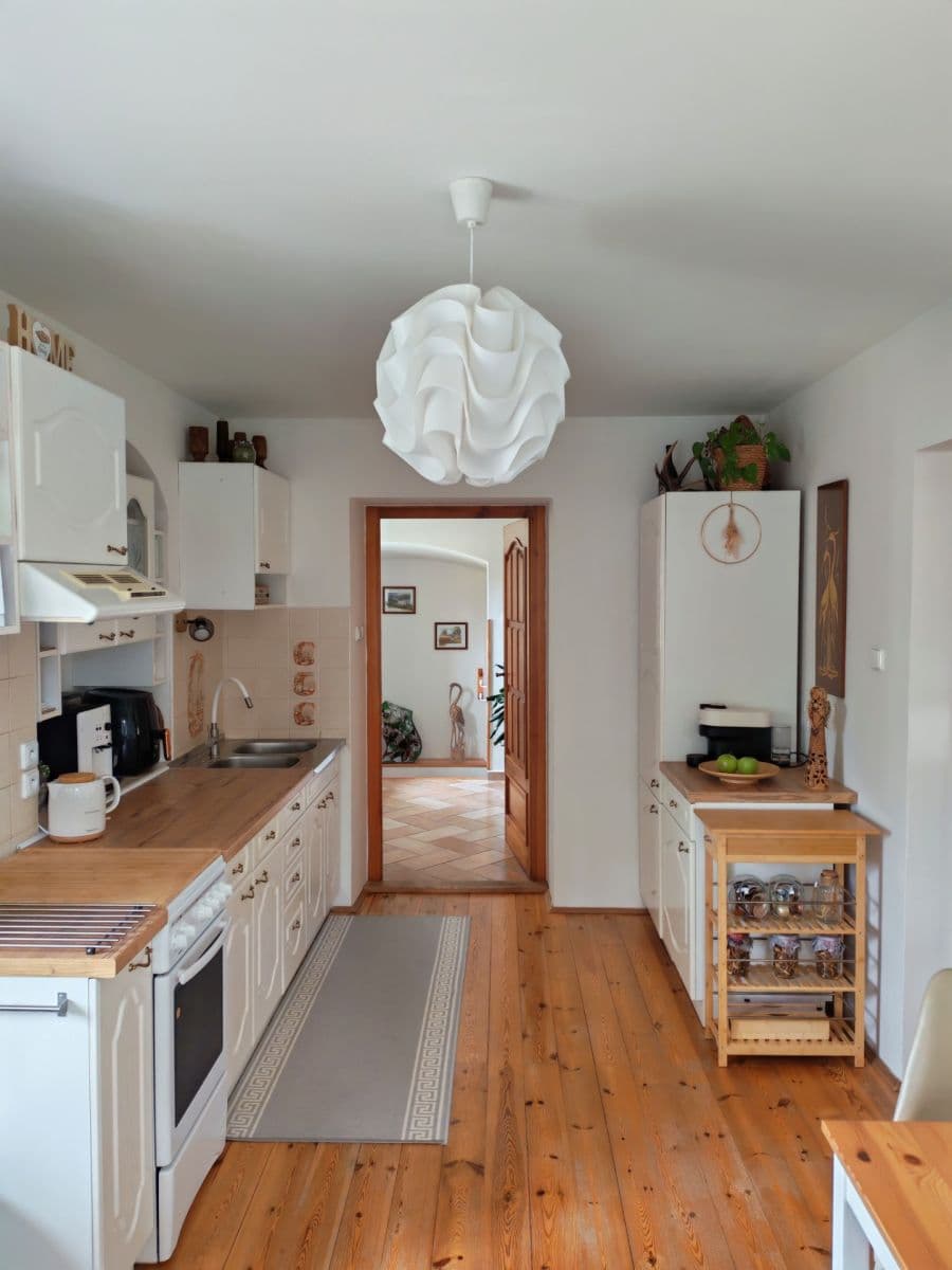 Predaj domu 300 m², pozemek 6.500 m², Horní Libchava, Liberecký kraj Predaj domu 300 m², pozemek 6.500 m², Horní Libchava, Liberecký kraj