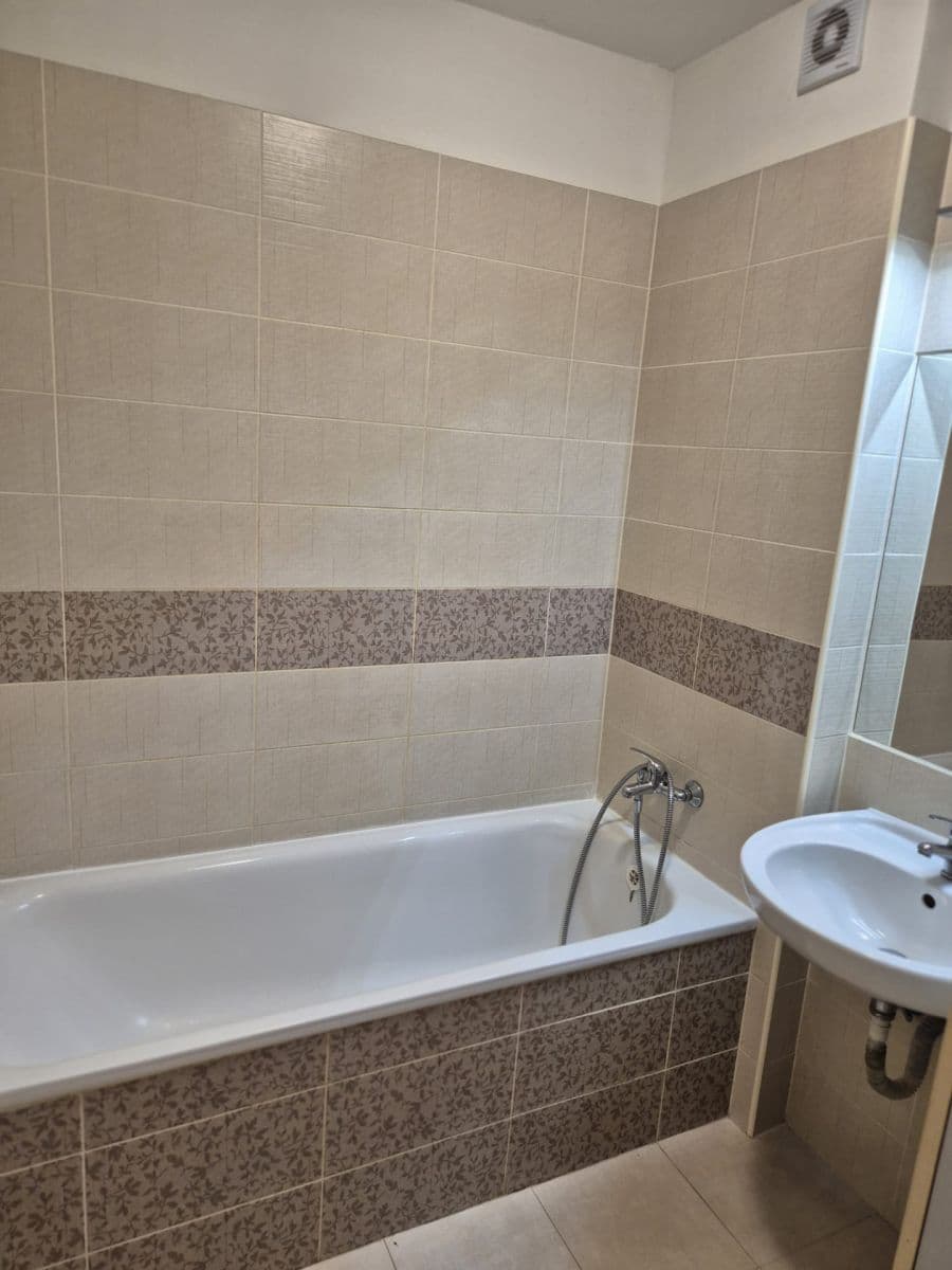 Prenájom bytu 2-izbový 70 m², Součkova, Brno, Jihomoravský kraj Prenájom bytu 2-izbový 70 m², Součkova, Brno, Jihomoravský kraj