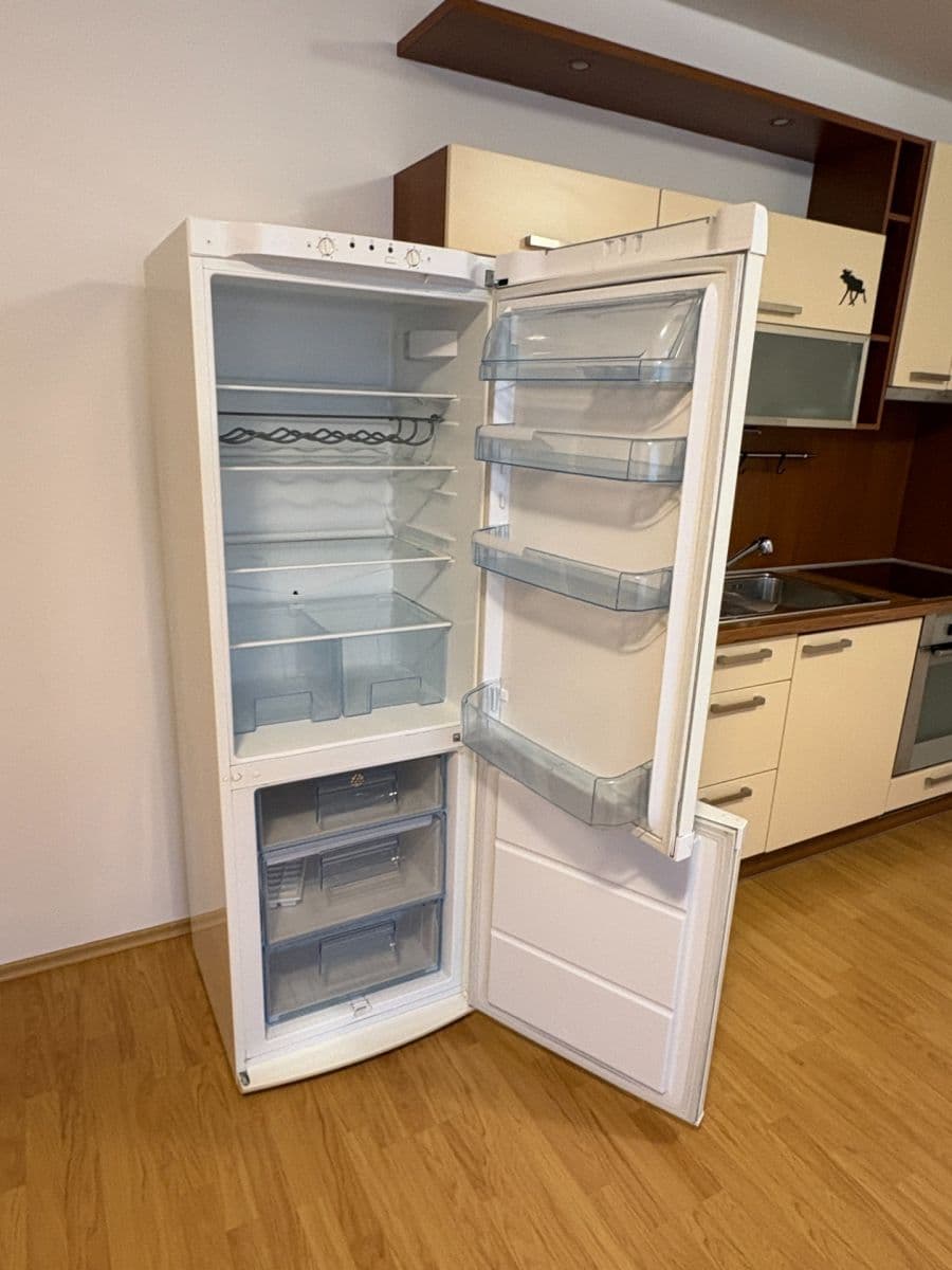 Prenájom bytu 1-izbový 41 m², Božetěchova, Brno, Jihomoravský kraj Prenájom bytu 1-izbový 41 m², Božetěchova, Brno, Jihomoravský kraj
