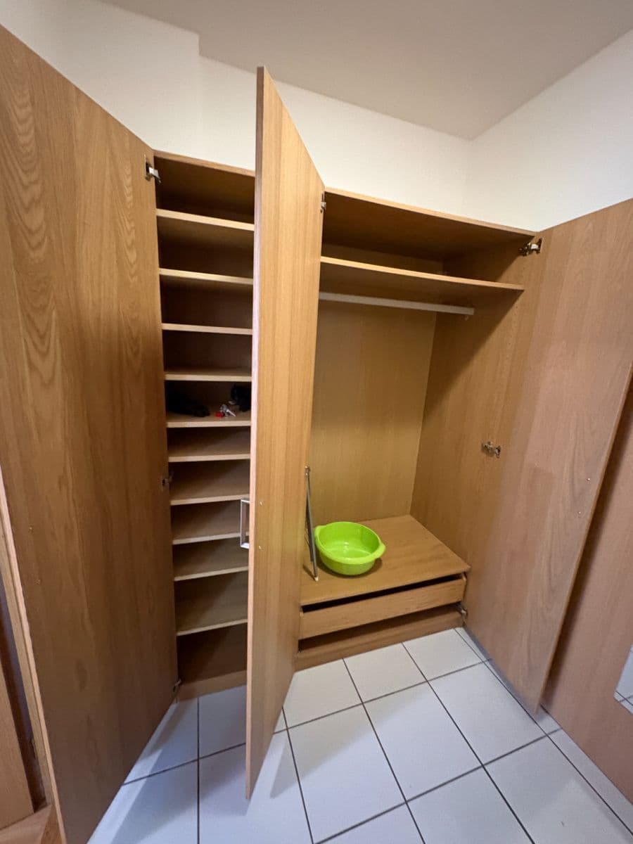 Prenájom bytu 1-izbový 41 m², Božetěchova, Brno, Jihomoravský kraj Prenájom bytu 1-izbový 41 m², Božetěchova, Brno, Jihomoravský kraj
