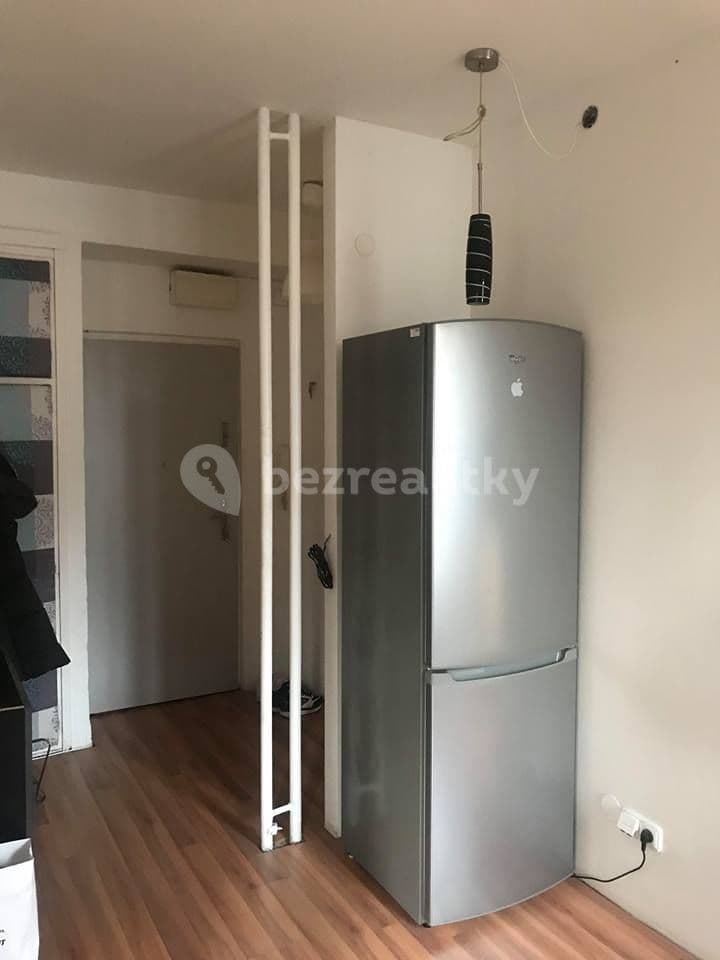 Prenájom bytu 1-izbový 39 m², Konšelská, Praha, Praha Prenájom bytu 1-izbový 39 m², Konšelská, Praha, Praha