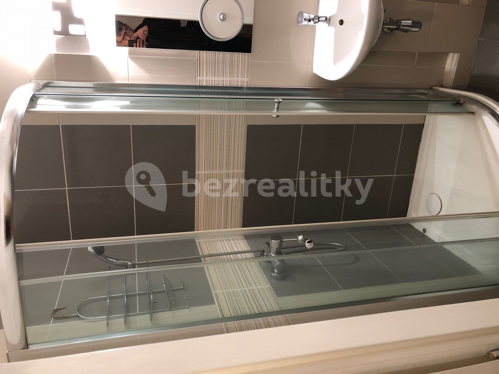 Prenájom bytu 1-izbový 39 m², Konšelská, Praha, Praha Prenájom bytu 1-izbový 39 m², Konšelská, Praha, Praha