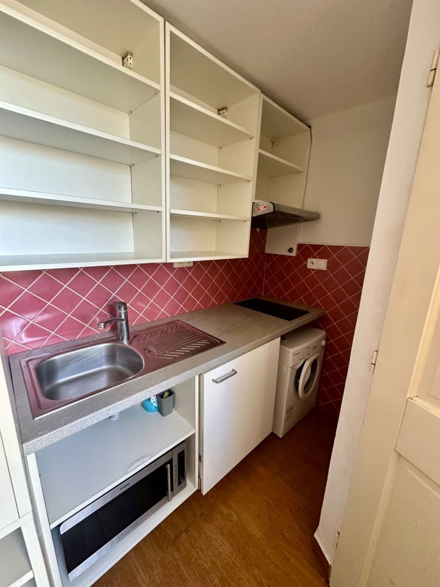 Prenájom bytu Garsoniéra 12 m², Řehořova, Praha, Praha Prenájom bytu Garsoniéra 12 m², Řehořova, Praha, Praha