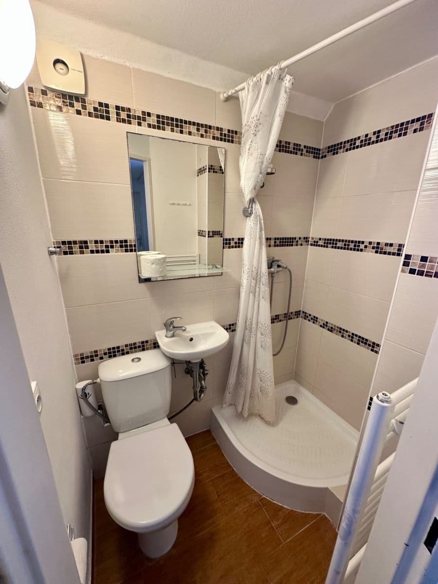 Prenájom bytu Garsoniéra 12 m², Řehořova, Praha, Praha Prenájom bytu Garsoniéra 12 m², Řehořova, Praha, Praha