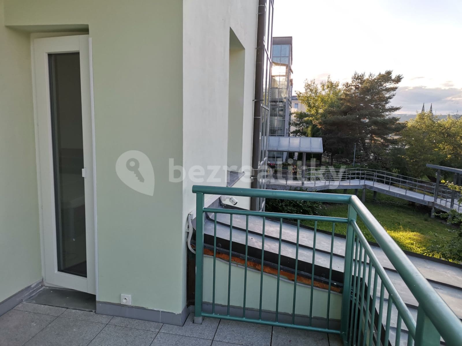 Prenájom bytu 2-izbový 63 m², Na Topolce, Praha, Praha Prenájom bytu 2-izbový 63 m², Na Topolce, Praha, Praha