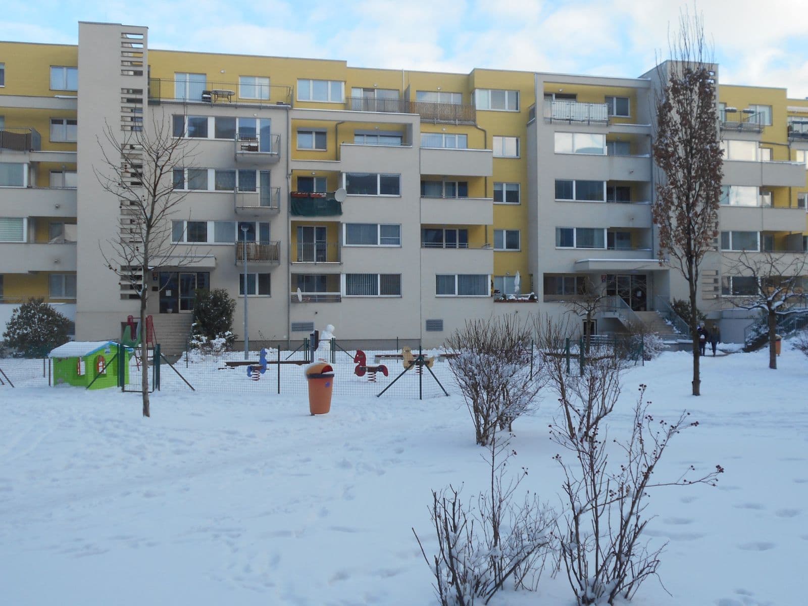 Prenájom garáže 25 m², Praha, Praha Prenájom garáže 25 m², Praha, Praha