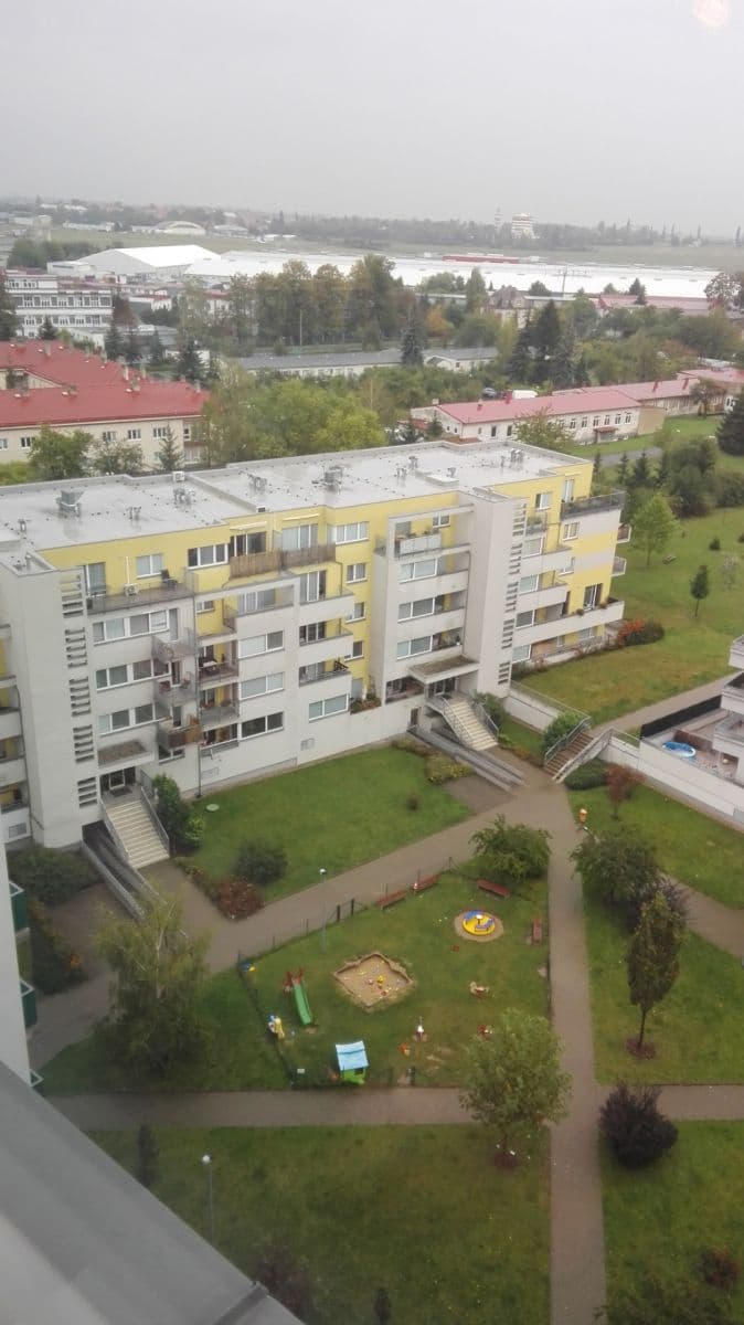 Prenájom garáže 25 m², Praha, Praha Prenájom garáže 25 m², Praha, Praha