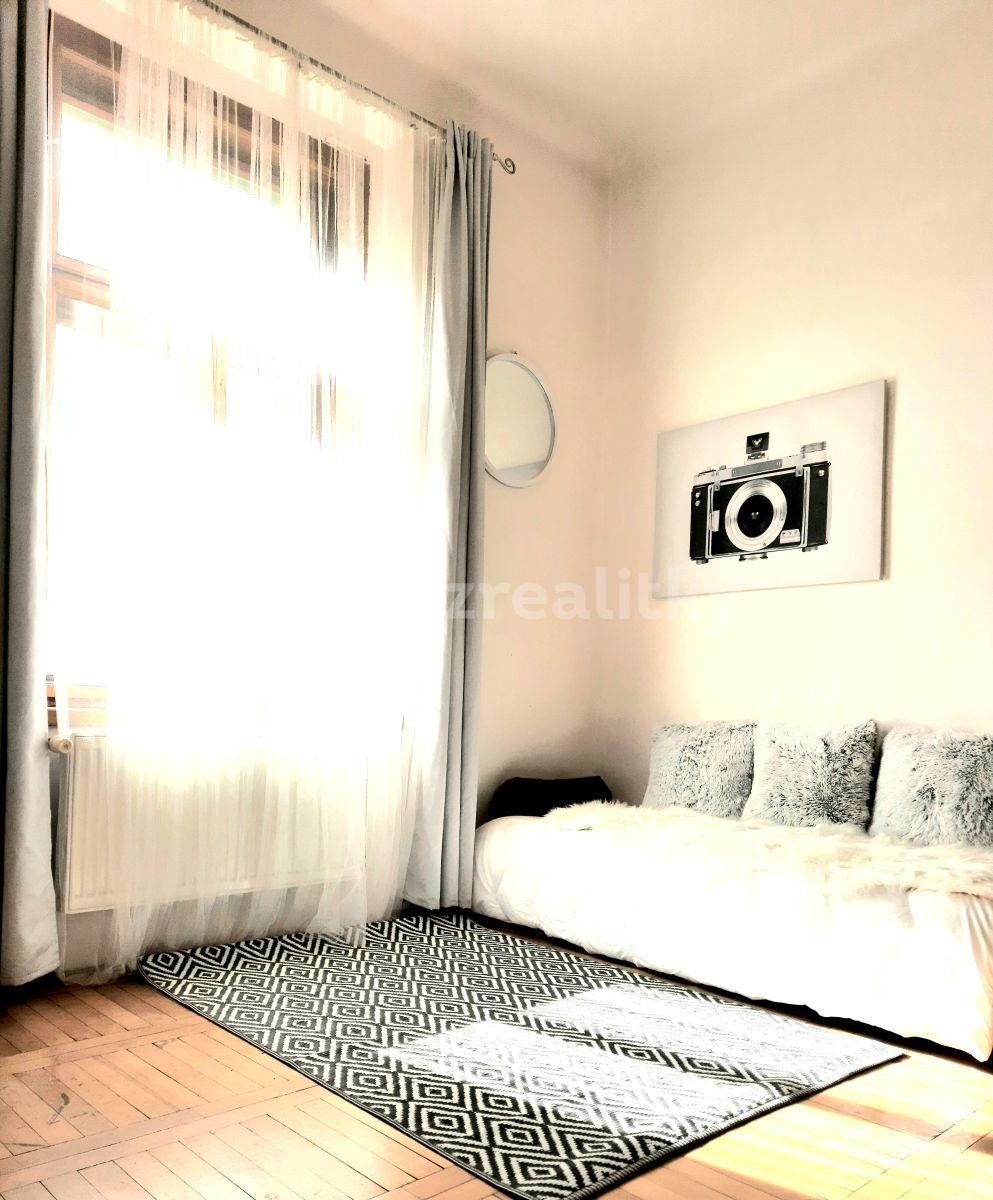 Prenájom bytu 1-izbový 23 m², Vlkova, Praha, Praha