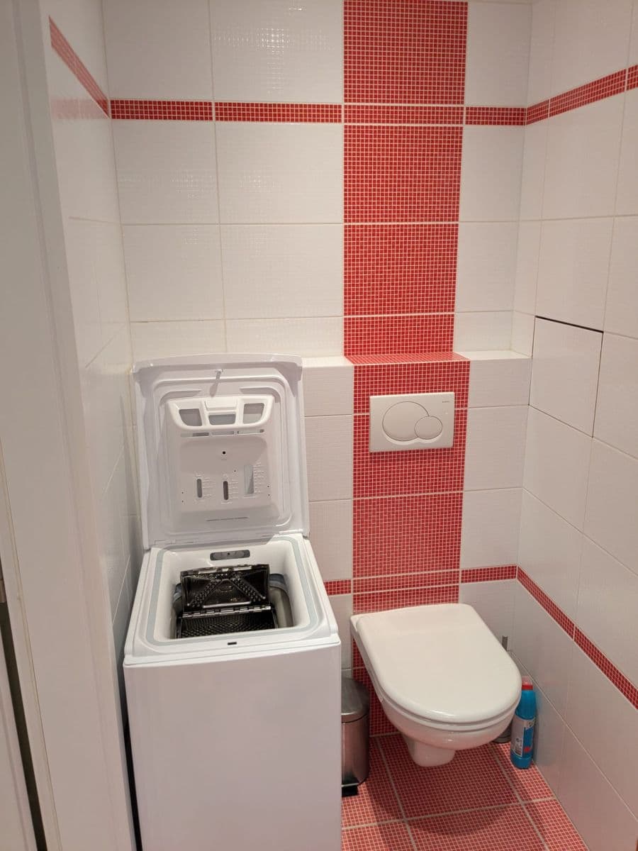 Prenájom bytu 1-izbový 29 m², Botevova, Praha, Praha Prenájom bytu 1-izbový 29 m², Botevova, Praha, Praha
