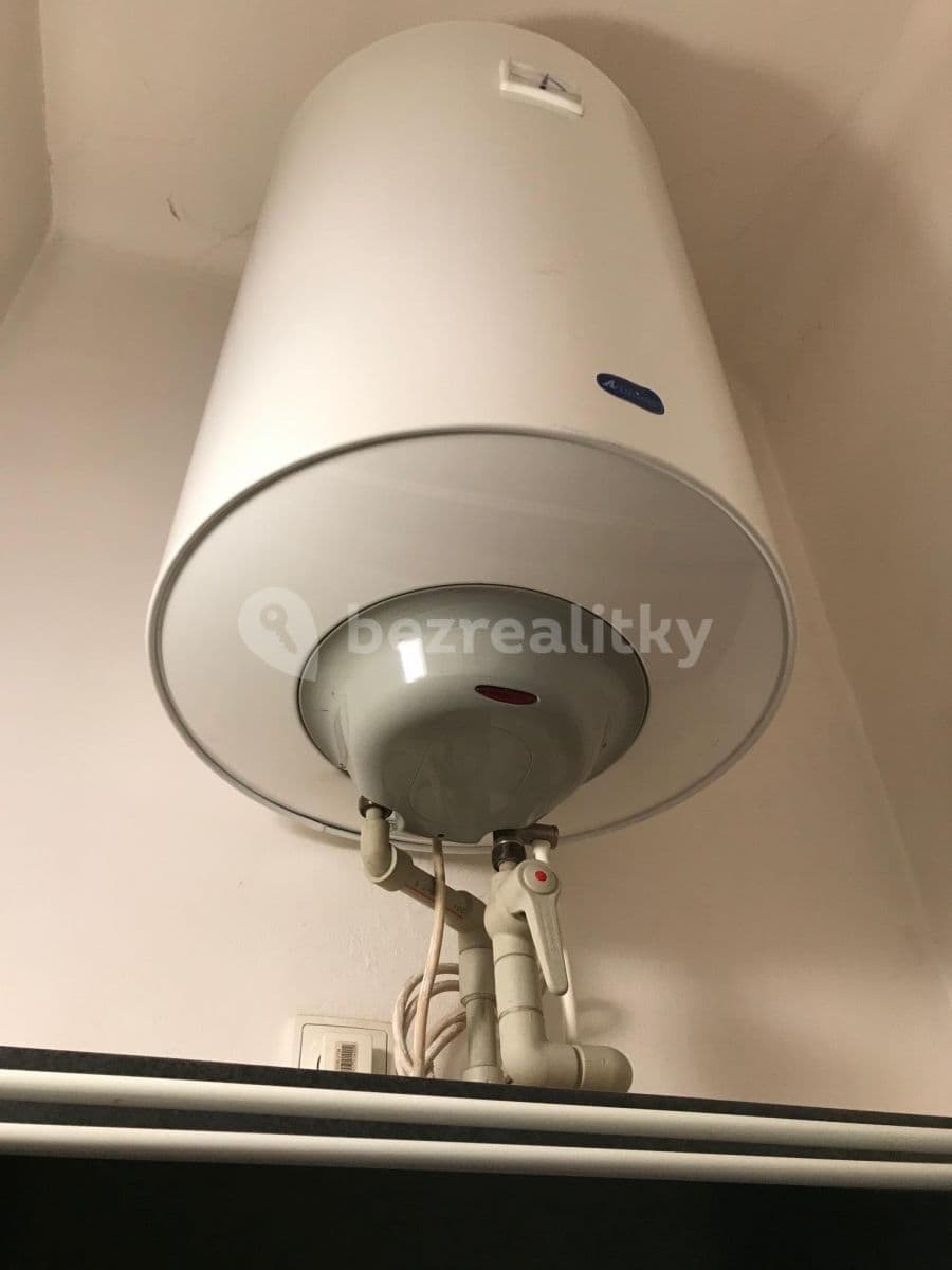 Prenájom bytu Garsoniéra 19 m², Jagellonská, Praha, Praha Prenájom bytu Garsoniéra 19 m², Jagellonská, Praha, Praha