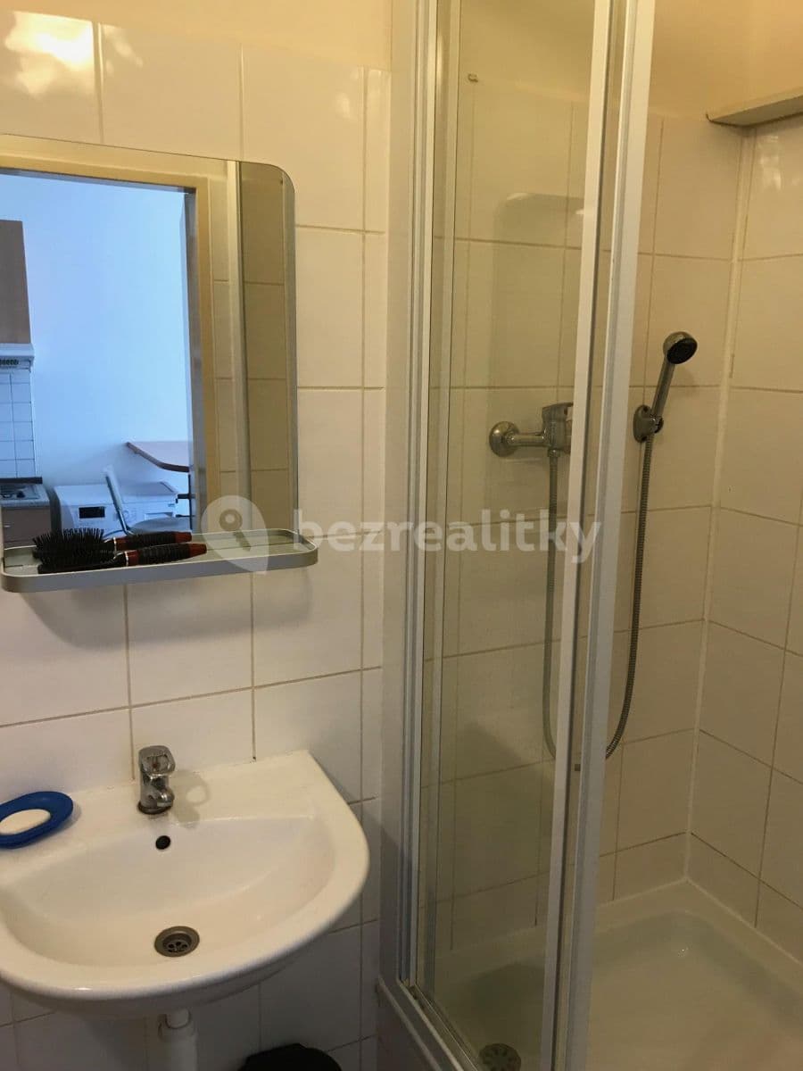 Prenájom bytu Garsoniéra 19 m², Jagellonská, Praha, Praha Prenájom bytu Garsoniéra 19 m², Jagellonská, Praha, Praha