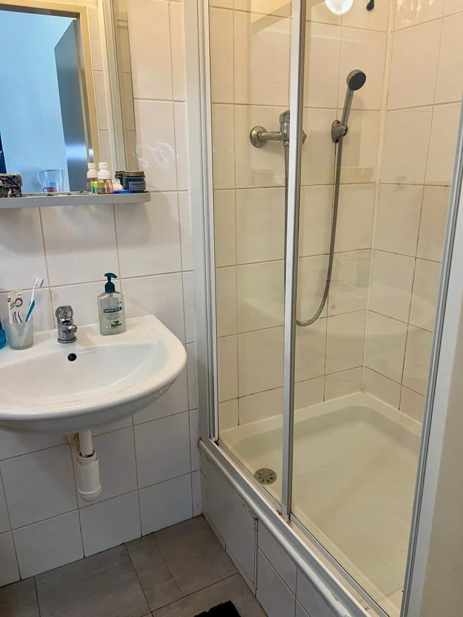 Prenájom bytu Garsoniéra 19 m², Jagellonská, Praha, Praha Prenájom bytu Garsoniéra 19 m², Jagellonská, Praha, Praha