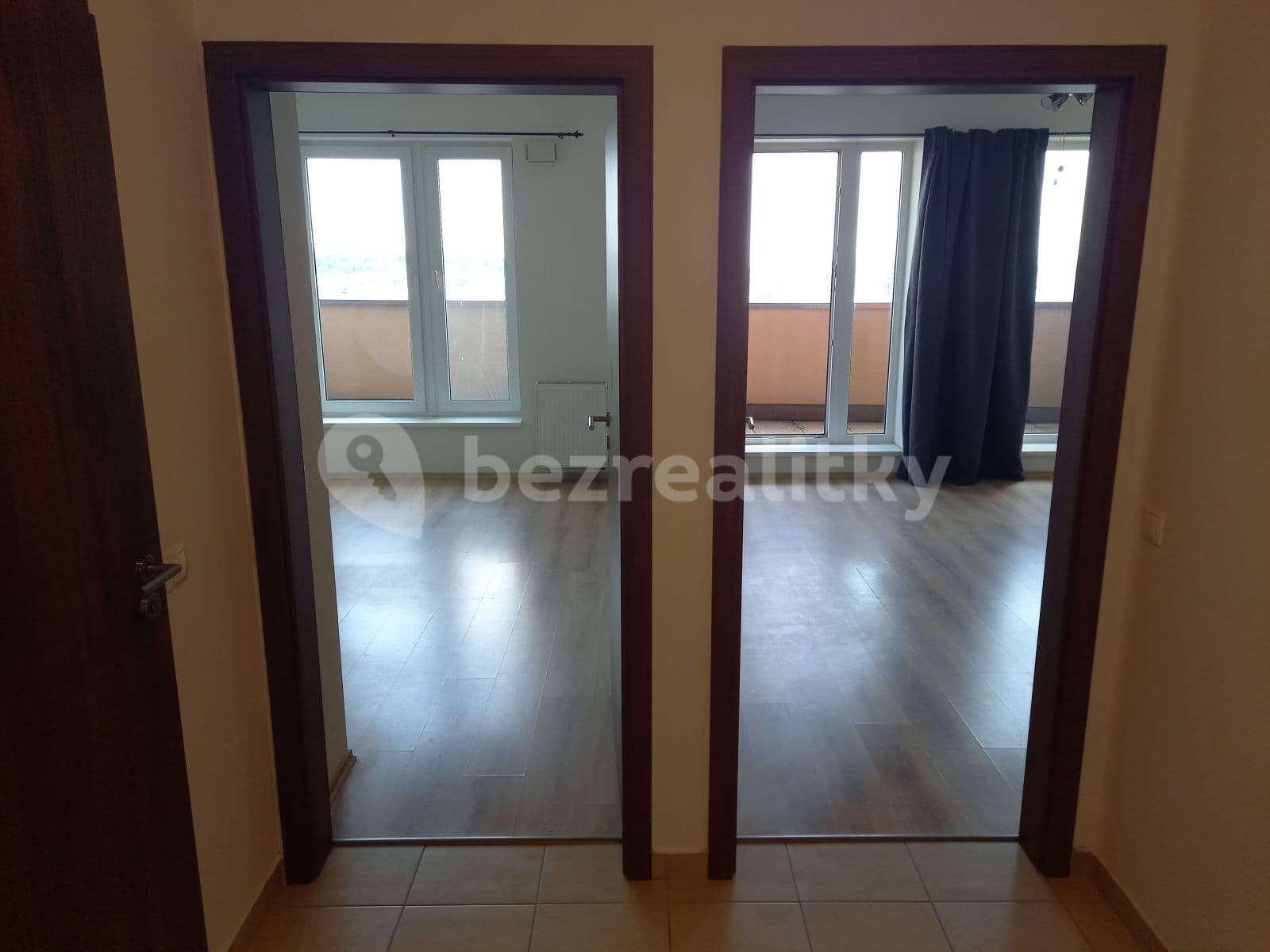 Prenájom bytu 2-izbový 51 m², Nárožní, Praha, Praha Prenájom bytu 2-izbový 51 m², Nárožní, Praha, Praha