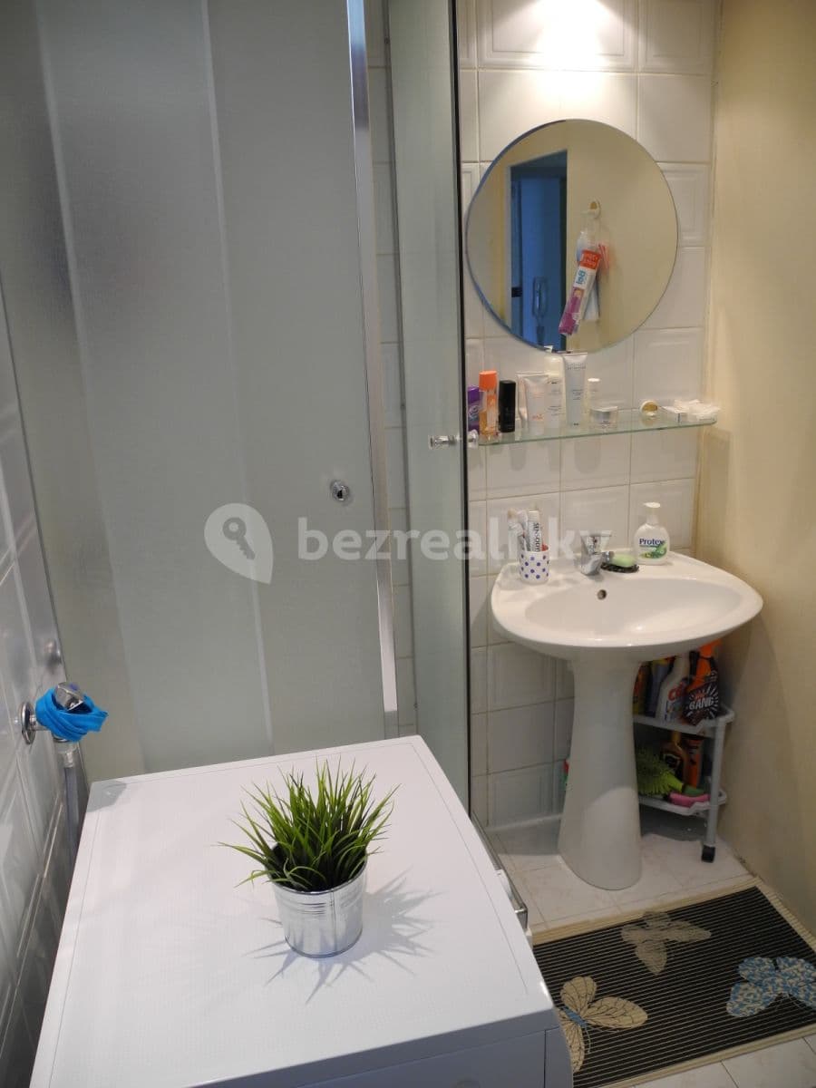 Prenájom bytu 1-izbový 40 m², Luční, Brno, Jihomoravský kraj Prenájom bytu 1-izbový 40 m², Luční, Brno, Jihomoravský kraj