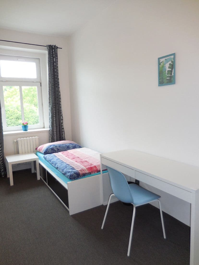 Prenájom bytu 15 m², Českobrodská, Praha, Praha Prenájom bytu 15 m², Českobrodská, Praha, Praha
