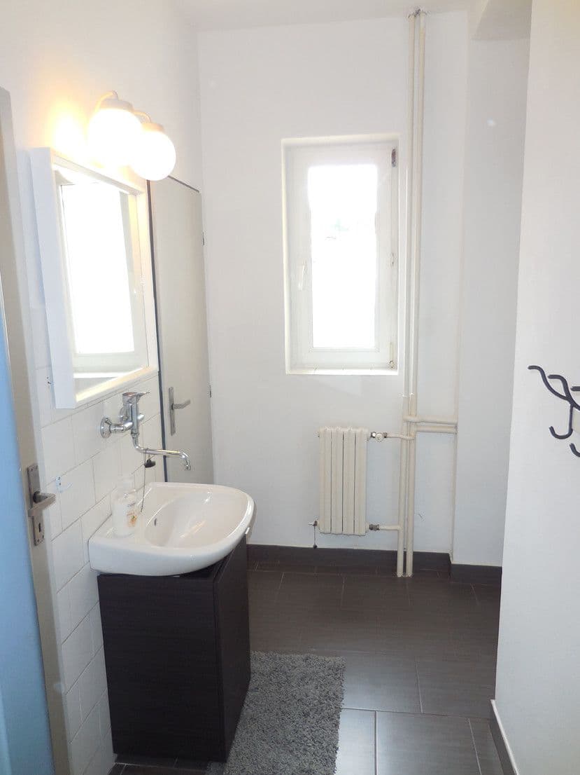 Prenájom bytu 15 m², Českobrodská, Praha, Praha Prenájom bytu 15 m², Českobrodská, Praha, Praha