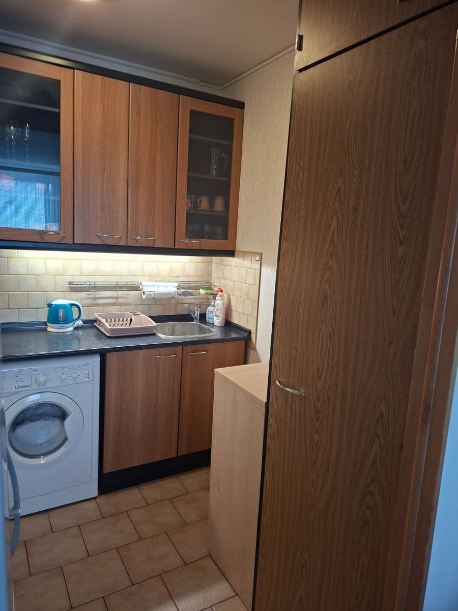 Prenájom bytu 2-izbový 46 m², Donovalská, Praha, Praha Prenájom bytu 2-izbový 46 m², Donovalská, Praha, Praha