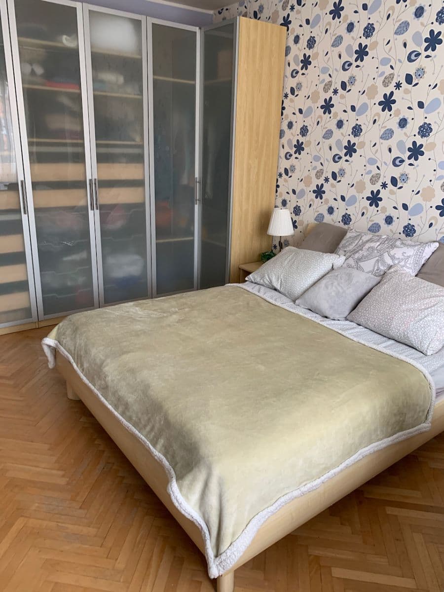 Prenájom bytu 2-izbový 60 m², Hiršlova, Praha, Praha Prenájom bytu 2-izbový 60 m², Hiršlova, Praha, Praha