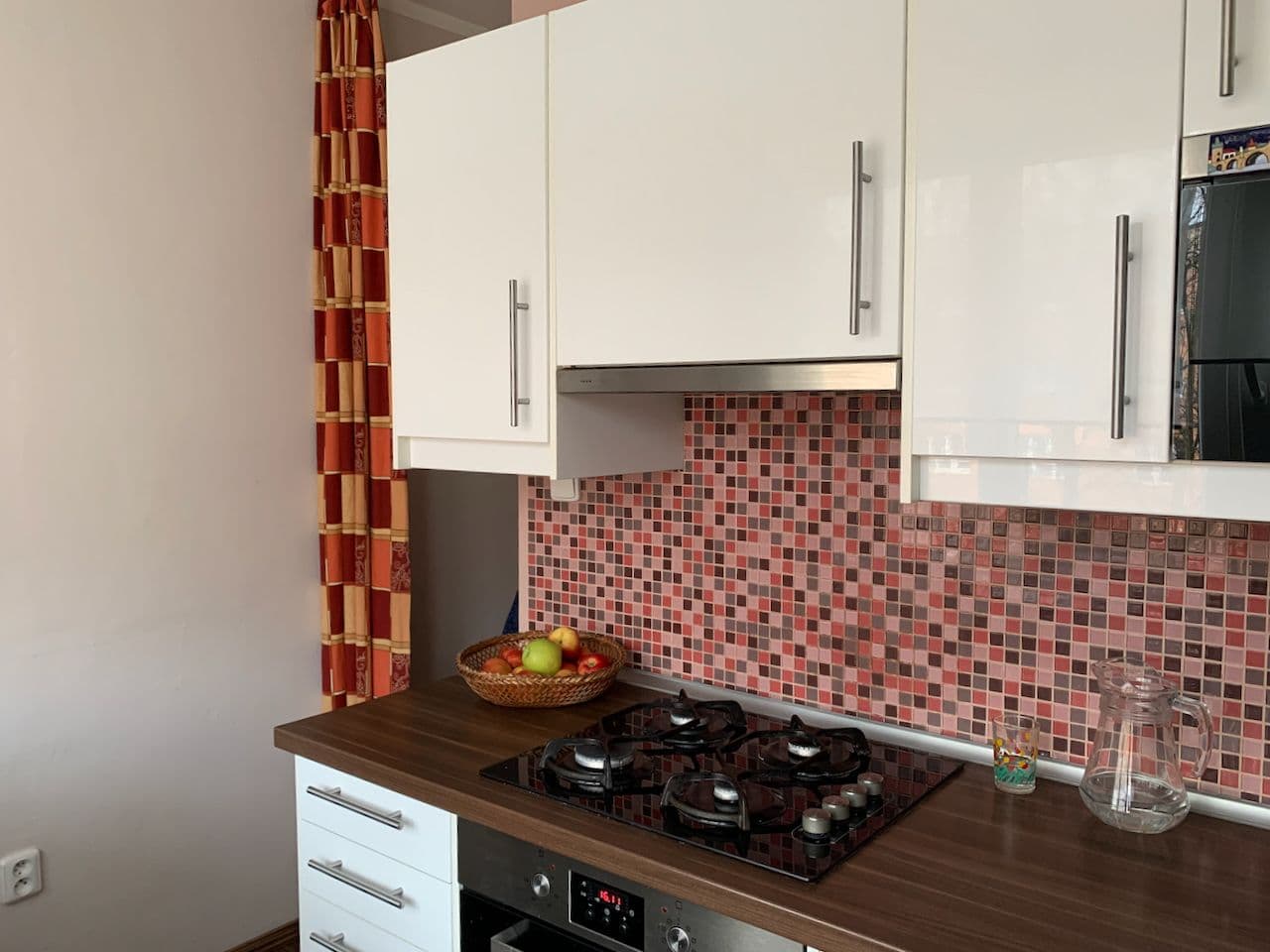 Prenájom bytu 2-izbový 60 m², Hiršlova, Praha, Praha Prenájom bytu 2-izbový 60 m², Hiršlova, Praha, Praha