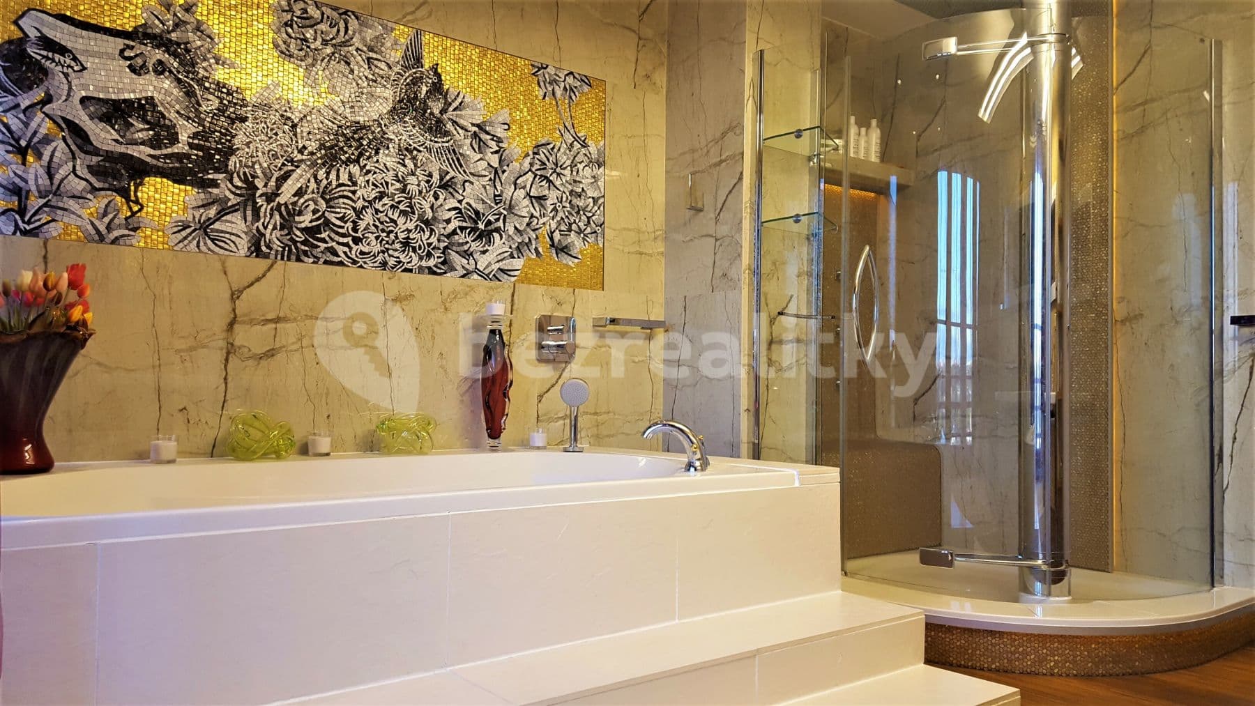 Prenájom bytu 3-izbový 400 m², Merhautova, Brno, Jihomoravský kraj Prenájom bytu 3-izbový 400 m², Merhautova, Brno, Jihomoravský kraj